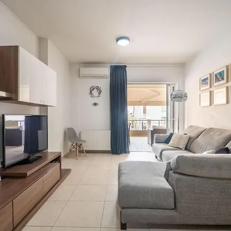 City Beach Apartment *