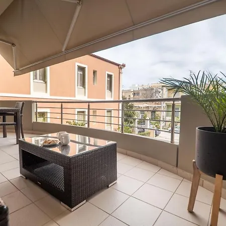 City Beach Apartment *