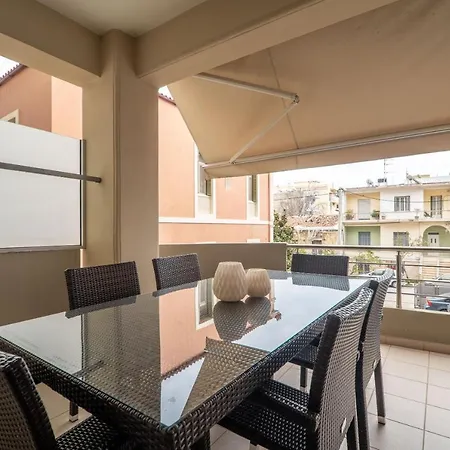 City Beach Apartment *